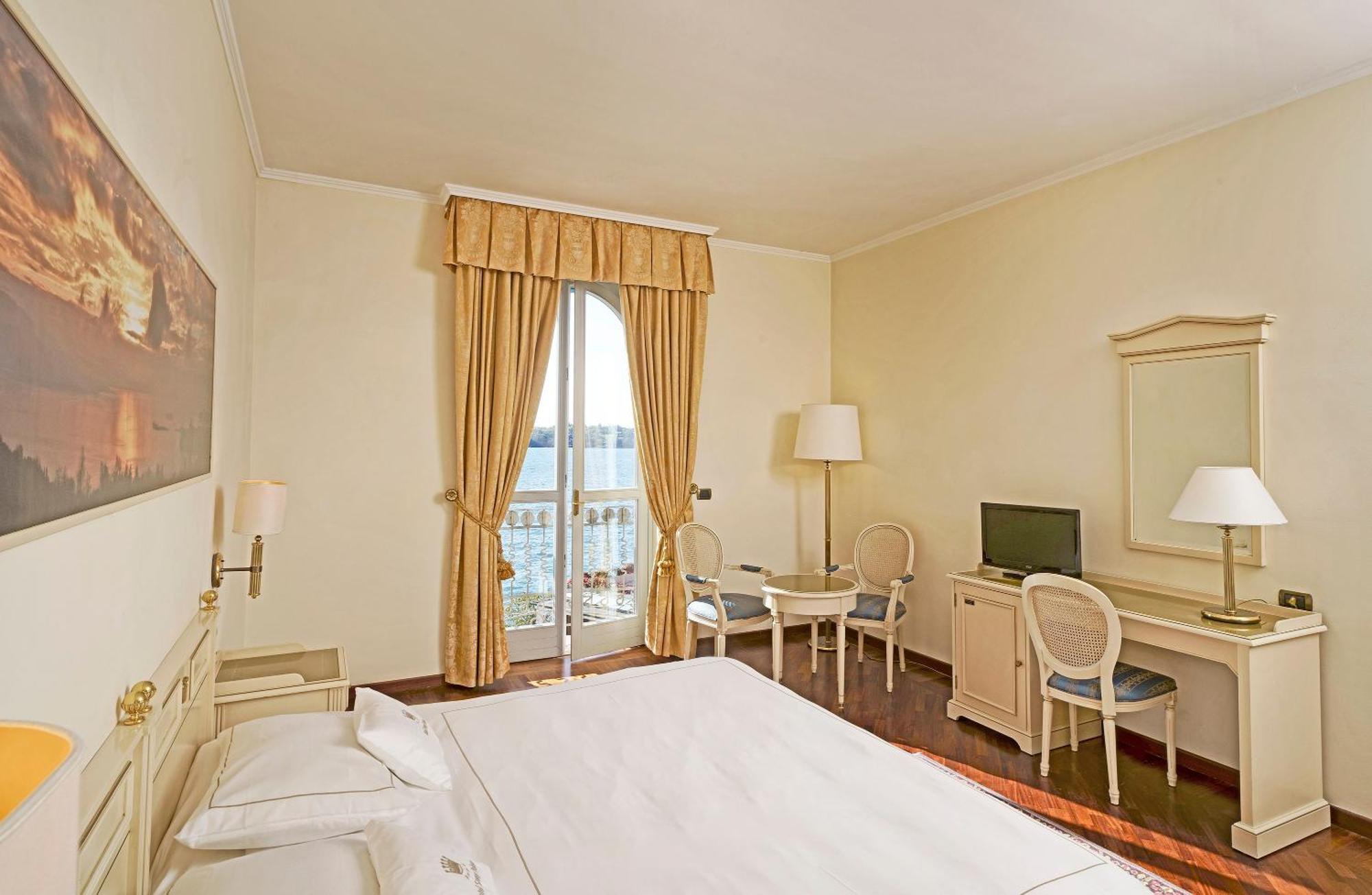 Hotel Savoy Palace Gardone Riviera Eksteriør billede