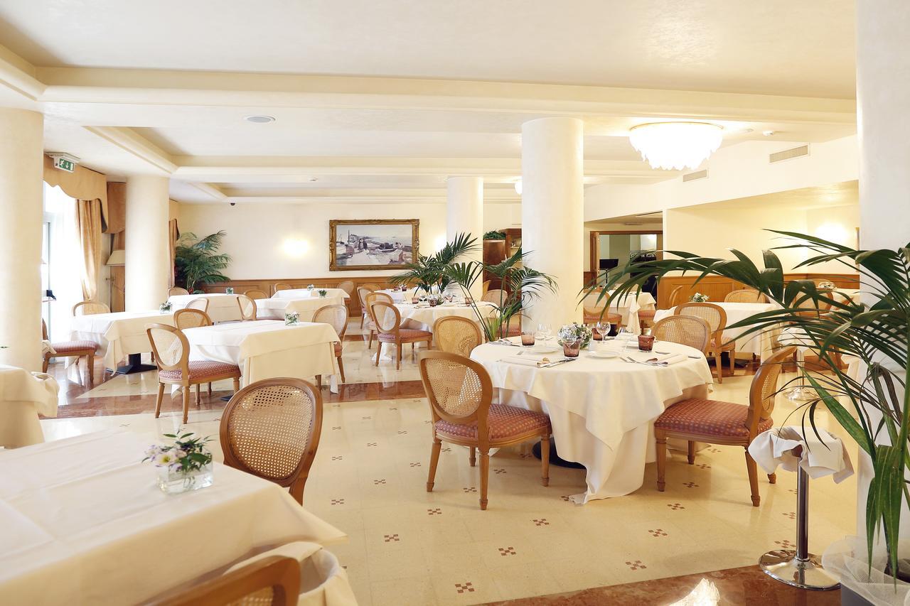 Hotel Savoy Palace Gardone Riviera Eksteriør billede