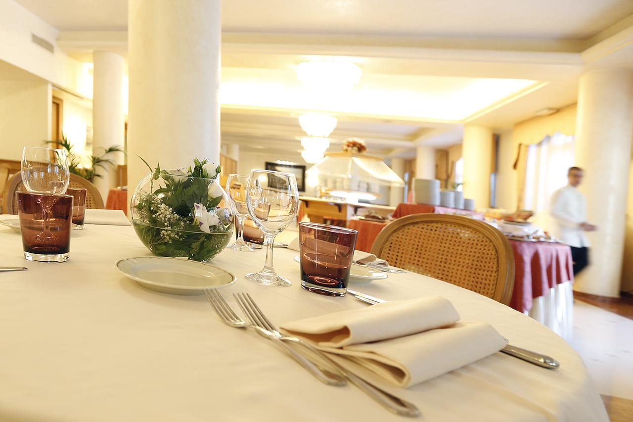 Hotel Savoy Palace Gardone Riviera Eksteriør billede