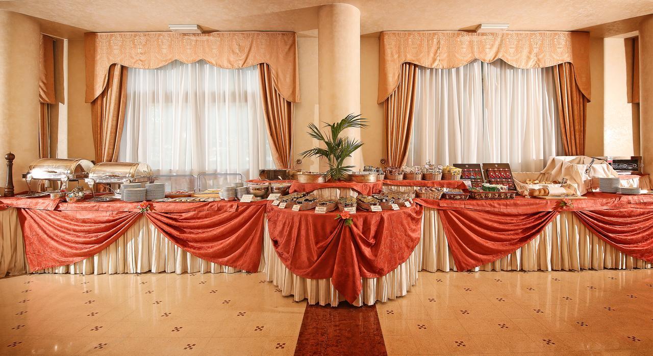 Hotel Savoy Palace Gardone Riviera Eksteriør billede