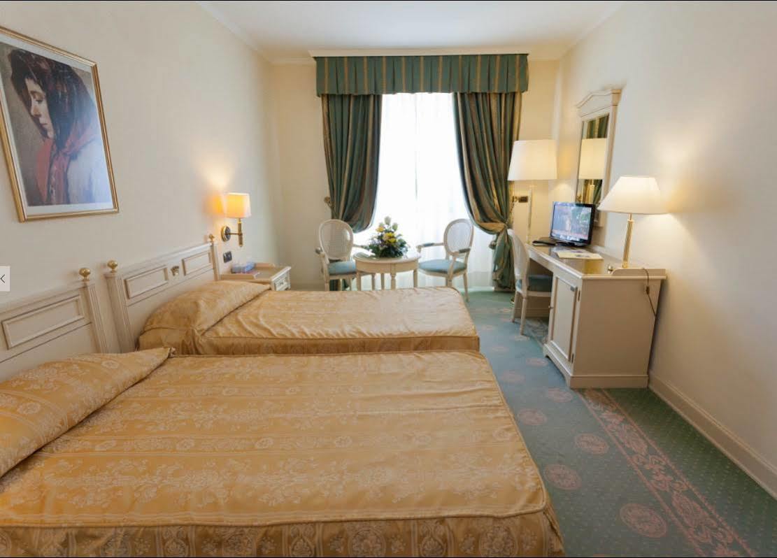Hotel Savoy Palace Gardone Riviera Eksteriør billede
